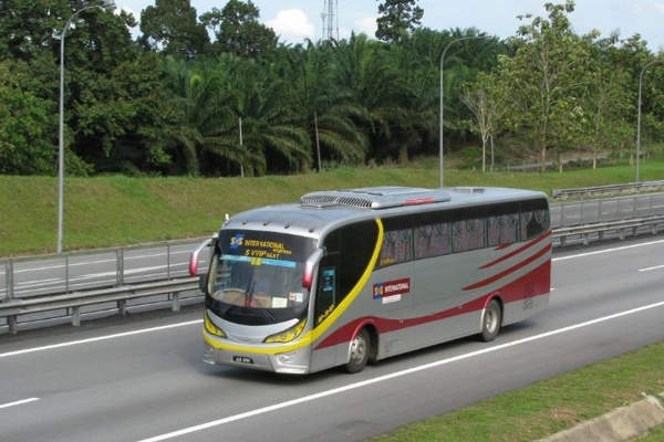 S&S International Express Bus